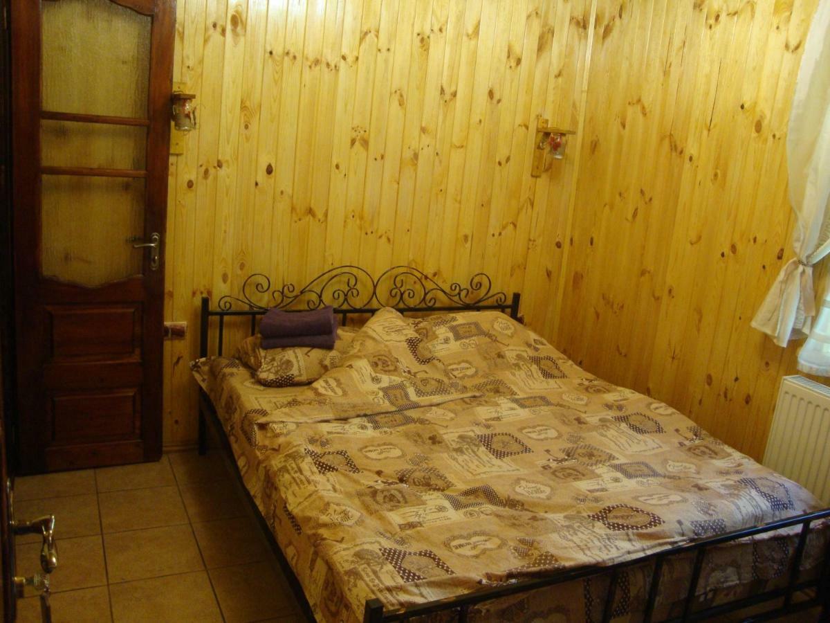 Apartamento Сердце Каньона Kamianets-Podilskyi Exterior foto